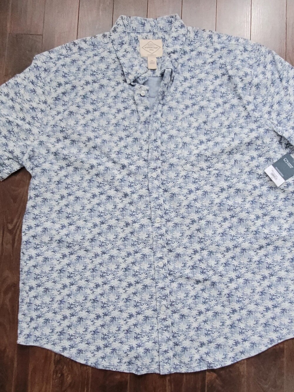 St. John’s Bay Blue Tropical Palm Tree Button Down Shirt